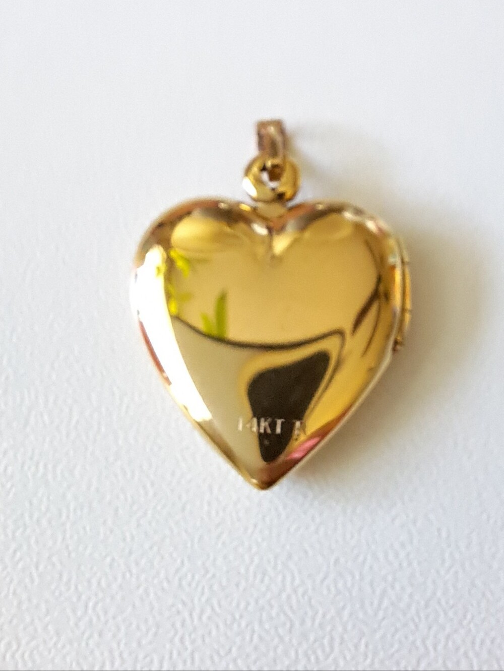 14K Yellow Gold Heart Locket Pendant - Picture 2 of 8